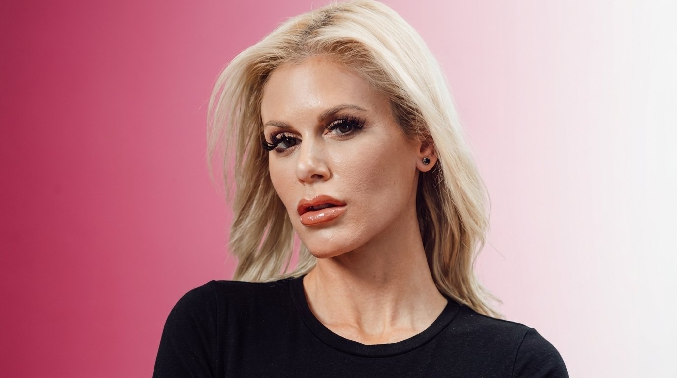 Casca Akashova Biography: Age, Career, Height, Net Worth