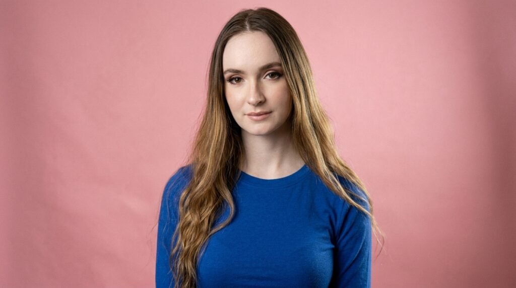 Hazel Moore Bio: Age, Net Worth, Height & Boyfriend
