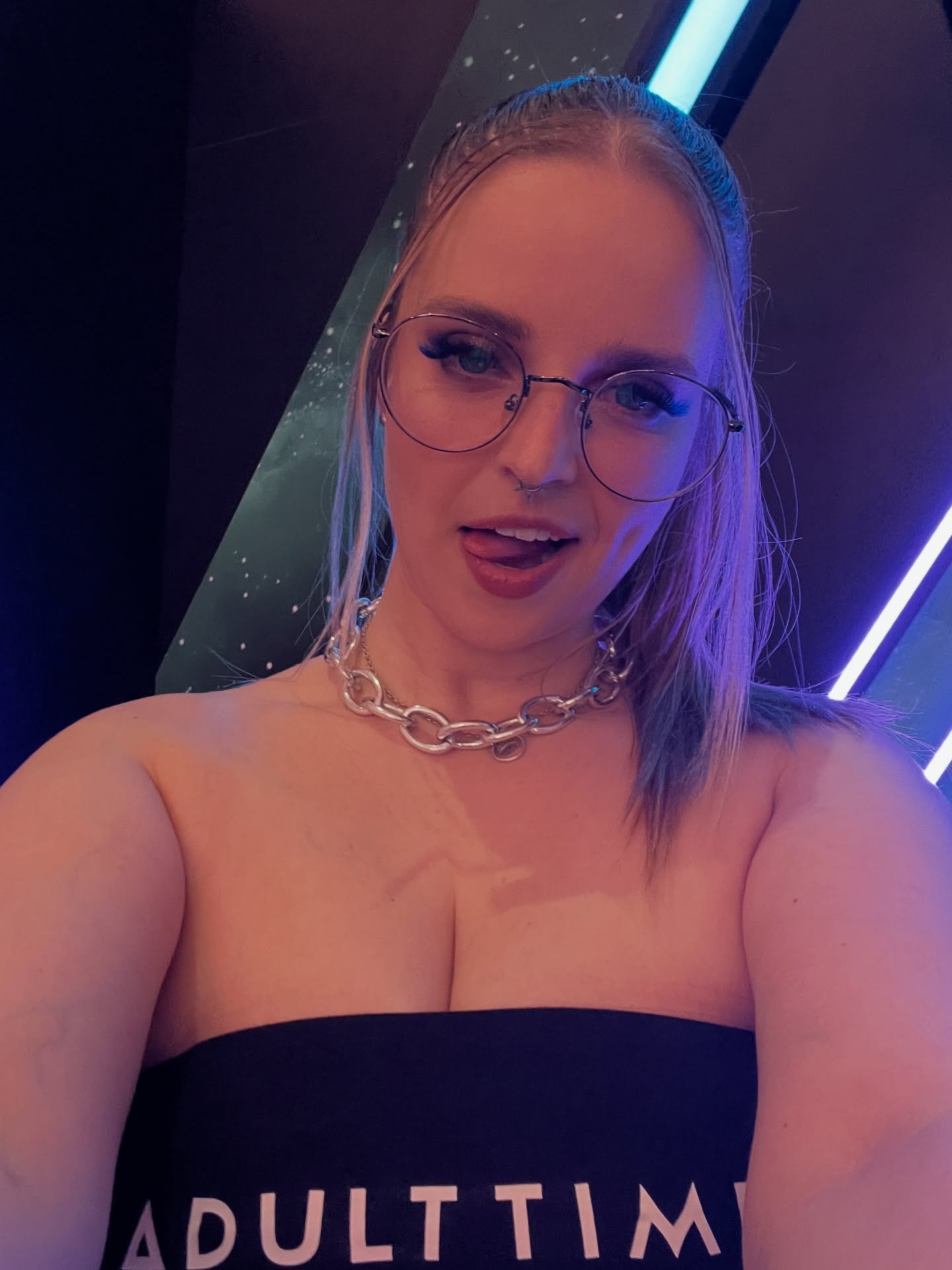 Who Is Codi Vore? Wiki, Age, Height, Net Worth, Boyfriend & Bio
