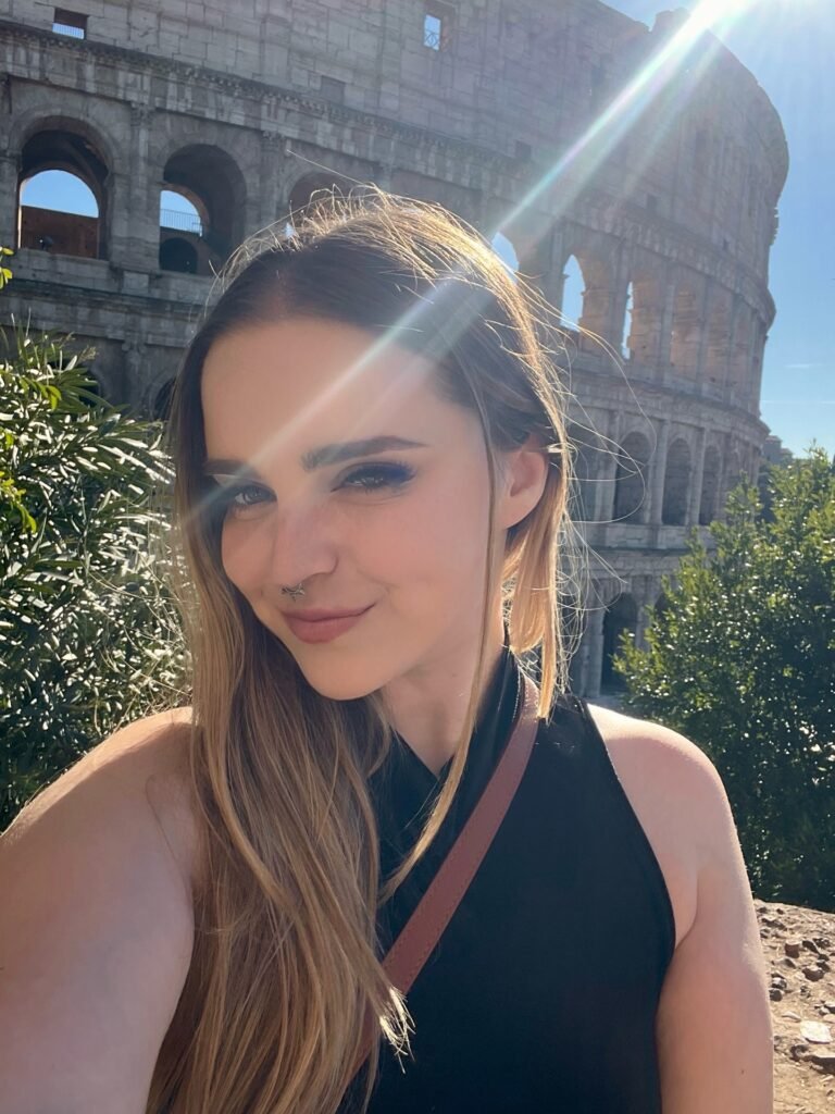 Who Is Codi Vore? Wiki, Age, Height, Net Worth, Boyfriend & Bio